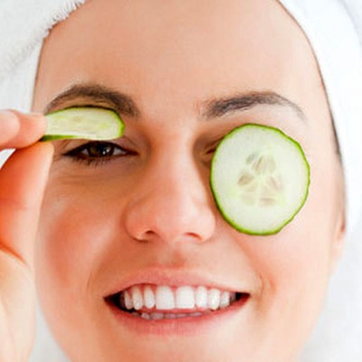 با پف و سیاهی دور چشم چه کنیم؟